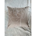 COJÍN ROSA BEIGE LÍNEA BLANCA